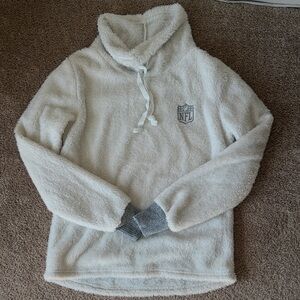 NFL woman’s  Cream Plush Crewneck Pullover Sweater